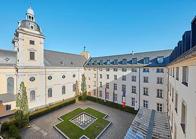 Seminarhotels und Schulungshandbuch in Nordrhein-Westfalen – Weiterbildung könnte nicht angenehmer sein! Backshop Schulung und Livinghotel De Medici in Düsseldorf