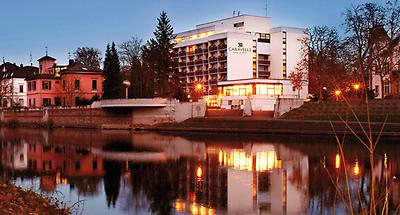 Seminarhotels und Knotenpunktbahnhof in Rheinland-Pfalz – eine entspannte und unkomplizierte An- und Abreise ist ein wesentlicher Aspekt bei der Seminarplanung. Flughafenareal und Caravelle Hotel Im Park in Bad Kreuznach