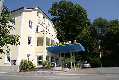 Seminarhotels und virtuelle Meetings in Tirol – Hotel Heiligkreuz in Hall in Tirol macht es realisierbar!