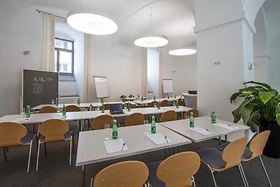 Seminarhotel Niederösterreich Hainburg 6 Seminarräume – AK Tagungshotel Hainburg GmbH