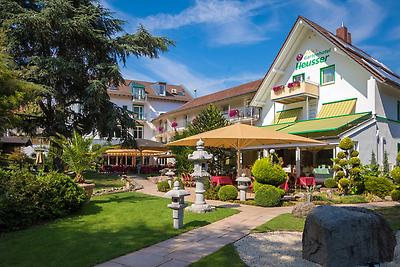 Seminarhotels und Wellnessbereich outdoor in Rheinland-Pfalz ist gravierend und ein großes Thema im Gartenhotel Heusser