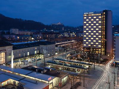 Seminarhotels und Zielbahnhof in Salzburg – eine entspannte und unkomplizierte An- und Abreise ist ein wesentlicher Aspekt bei der Seminarplanung. Bahnhof und ATH Europa Salzburg in Salzburg