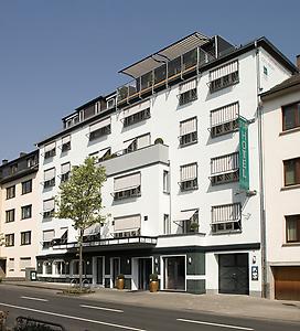 Seminarhotels und Anschlussbahnhof in Rheinland-Pfalz – eine entspannte und unkomplizierte An- und Abreise ist ein wesentlicher Aspekt bei der Seminarplanung. Autobusbahnhof und CPH Hotel Krämer in Koblenz