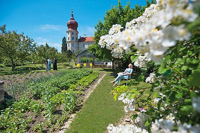Seminarhotels und Sommergarten in Niederösterreich – Natur direkt vor der Haustüre! Fenstergarten im Stift Göttweig in Furth bei Göttweig