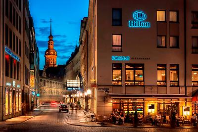 Seminarhotels und Kurstadt in Sachsen – im Hilton Dresden in Dresden ist die Location das große Plus und sehr gefeiert!