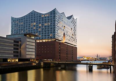 Seminarhotels und Premiumqualität in Hamburg – geben Sie sich nur mit dem Besten zufrieden – und lassen Sie sich im The Westin Hamburg in Hamburg von Wohnqualität überzeugen!