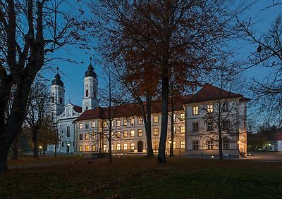 Seminarhotels und Wellnessfit in Bayern ist eindringlich und ein großes Thema im Kloster Irsee