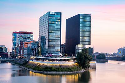 Seminarhotels und Naturparkstadt in Nordrhein-Westfalen – im Hyatt Regency Düsseldorf in Düsseldorf ist die Location das große Plus und sehr beliebt!
