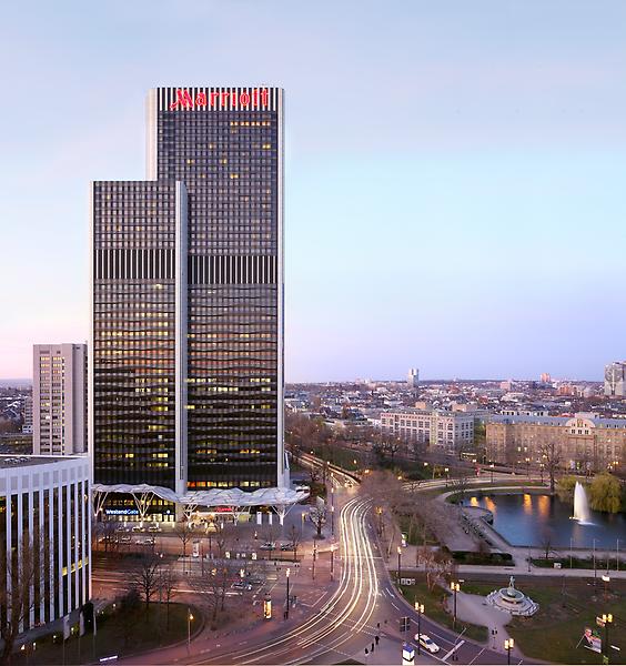 Marketingteam und Frankfurt Marriott Hotel in Hessen