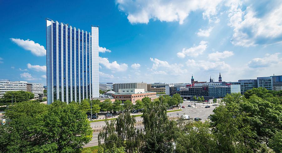 Seminarhotels und hybride Meetings Technik in Sachsen – Dorint Kongresshotel  in Chemnitz macht es denkbar!