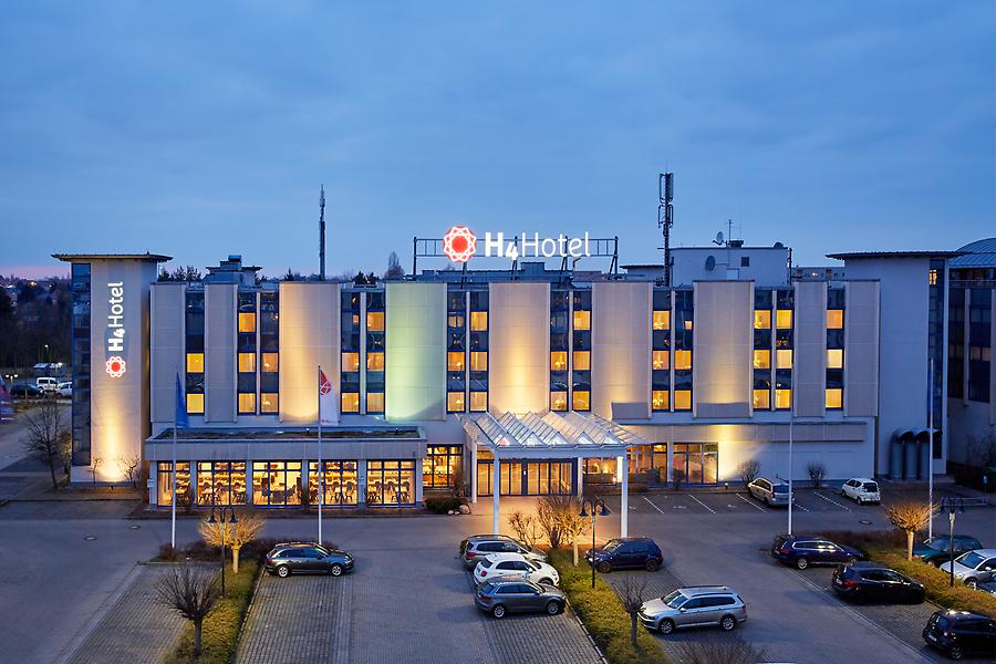 Seminargarten und H4 Hotel Leipzig in Sachsen