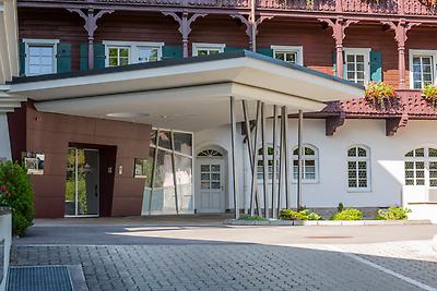 Seminarhotels und Bahnhofshotel in Niederösterreich – eine entspannte und unkomplizierte An- und Abreise ist ein wesentlicher Aspekt bei der Seminarplanung. Terminal und Schneeberghof in Puchberg am Schneeberg