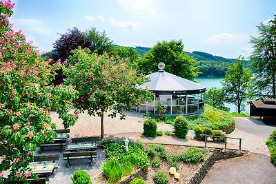Seminarhotels und Seeblick Seminarhotel in Nordrhein-Westfalen – Liebhaber von Wassererlebnissen lieben diese Region! Welcome Hotel Meschede in Meschede ist der perfekte Ort, um nach dem Seminar am Wasser abzuschalten