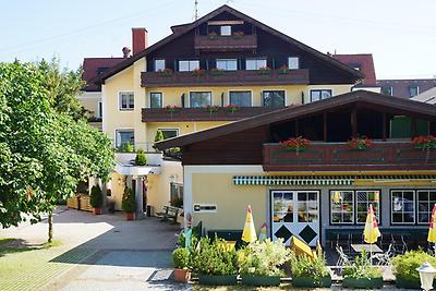 Seminarhotels und Sportresort in Oberösterreich – im Hotel Attergauhof in Sankt Georgen im Attergau werden alle offenen Fragen aufgelöst!