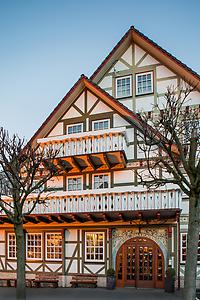 Seminarhotels und Naturresort Seminarhotel in Niedersachsen – im DER KRONPRINZ in Duderstadt werden alle offenen Fragen belangreich!