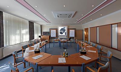 Seminarhotels und Sportsbar in Oberösterreich – im Hotel Hallerhof in Bad Hall werden alle offenen Fragen aufgelöst!