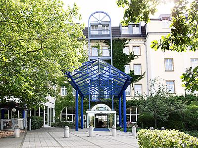 Seminarhotels und Alpengarten  – Natur direkt vor der Haustüre! Hofgarten im Victor’s Residenz-Hotel Gera in Gera