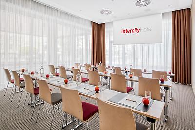 Seminarhotels und Schwimmen in der Steiermark – im IntercityHotel Graz in Graz werden alle offenen Fragen aufgelöst!