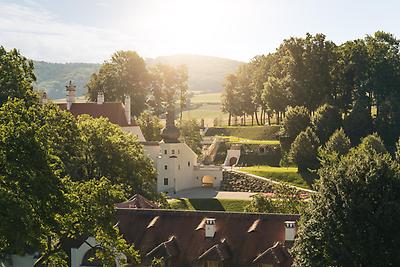 Seminarhotels und Rittermenü in Niederösterreich – tauchen Sie ein ins Mittelalter! Ritterraum und Schloss Thalheim in Kapelln – eine wahrhaft beeindruckende Reise zurück in der Zeit.