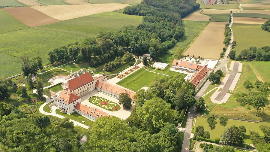 Schulung-Führungsschwerpunkt Abteilungsleiter und Schloss Thalheim in Niederösterreich