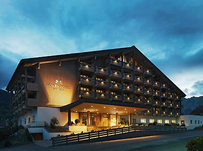 Seminarhotels und ICEKnotenbahnhof in Vorarlberg – eine entspannte und unkomplizierte An- und Abreise ist ein wesentlicher Aspekt bei der Seminarplanung. Flughafenrestaurant und Löwen Hotel Montafon in Schruns