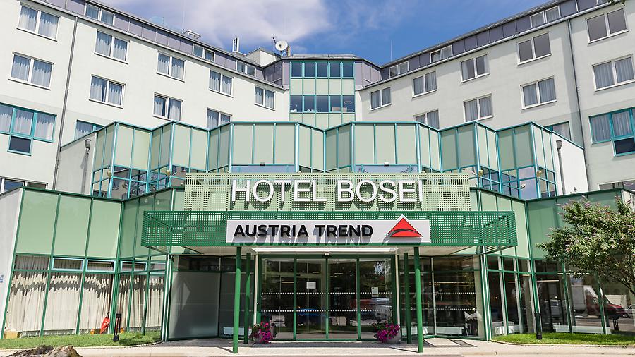 Blumengarten und ATH Bosei in Wien