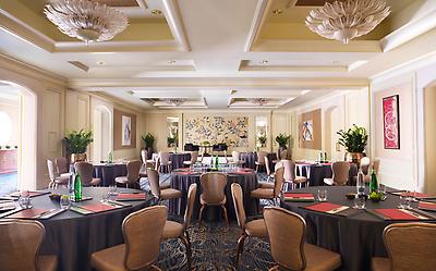 Seminarhotels und Kulturstadt in Tschechien – im Four Seasons Prague in Praha 1 ist die Location das große Plus und sehr gefeiert!