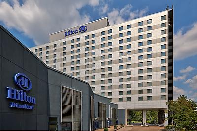 Seminarhotels und Weinstadt in Nordrhein-Westfalen – im Hilton Düsseldorf in Düsseldorf ist die Location das große Plus und sehr gefeiert!