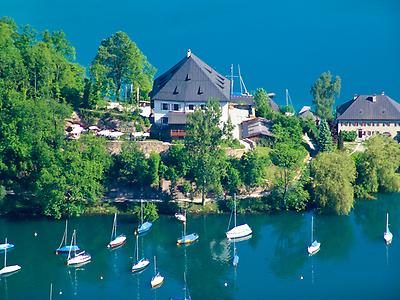 Seminarhotels und Seeufer in Salzburg – Liebhaber von Wassererlebnissen lieben diese Region! Schloss Mattsee in Mattsee ist der perfekte Ort, um nach dem Seminar am Wasser abzuschalten