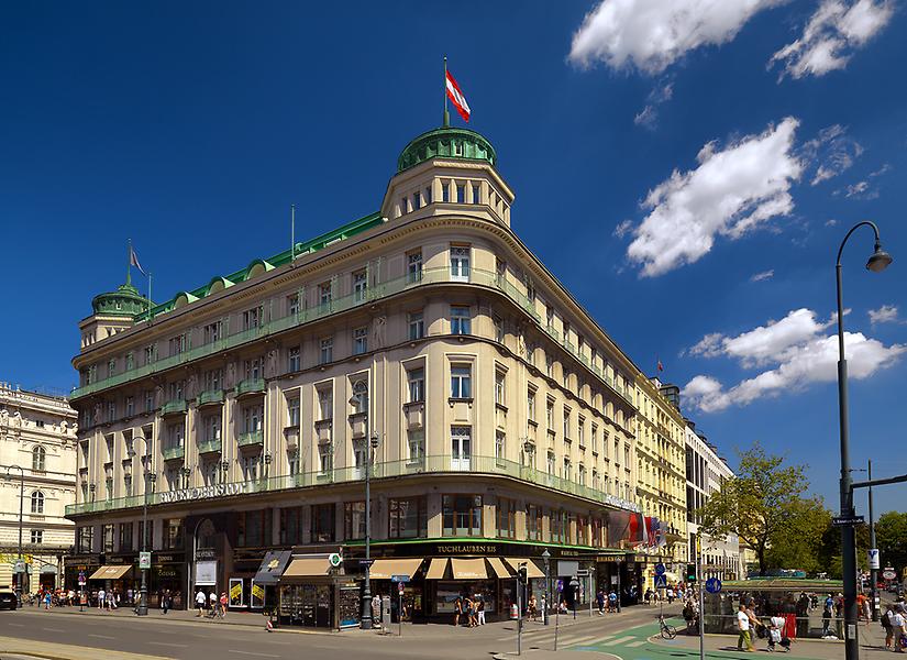 Hochzeitsmode und Hotel Bristol in Wien