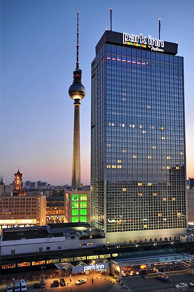 Teamleiterausbildung und Park Inn by Radisson Berlin Alexanderplatz in Berlin