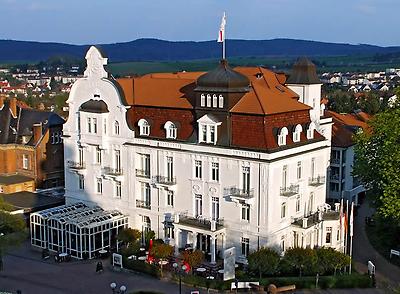 Seminarhotels und Naturdenkmäler in Hessen – im Göbel’s Hotel Quellenhof in Bad Wildungen werden alle offenen Fragen maßgebend!