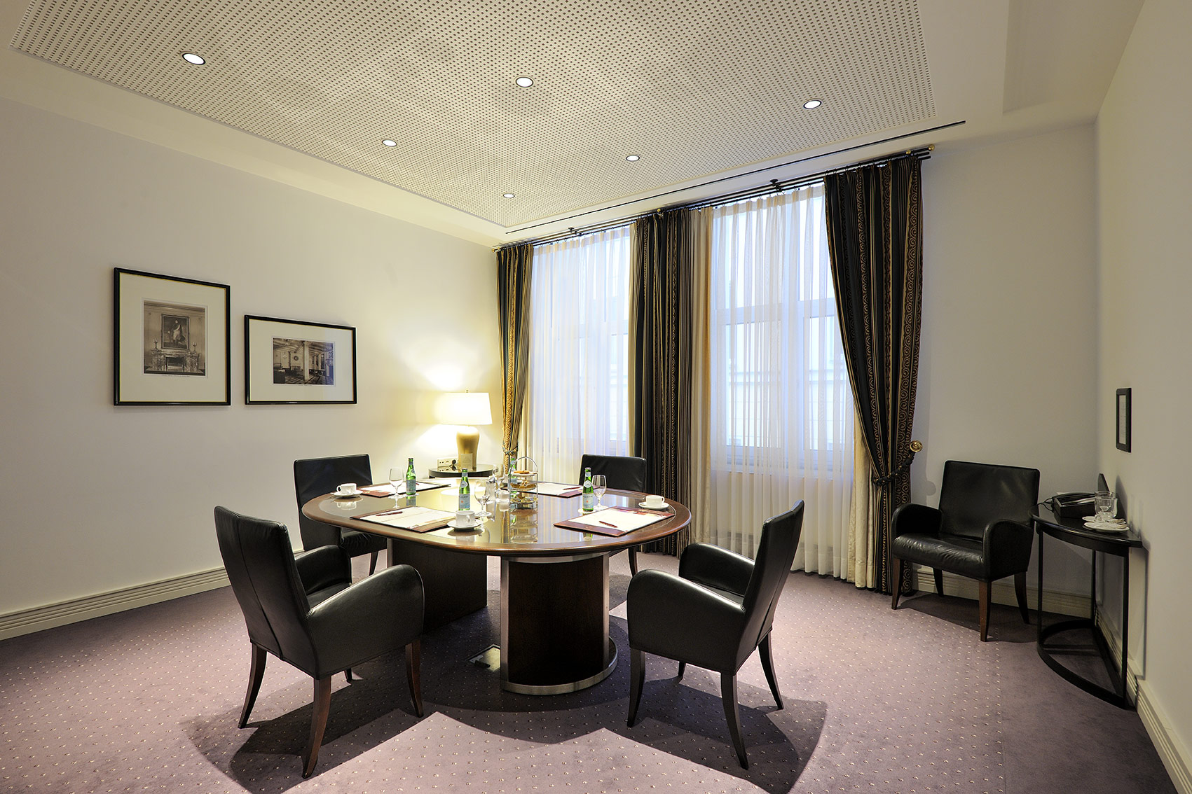 Kastens Hotel Luisenhof-Clubraum 7