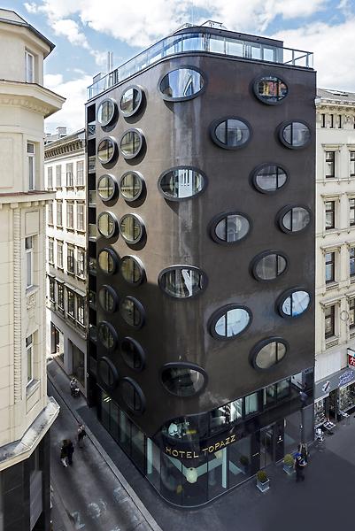Einschulung und Hotel Topazz Lamée in Wien