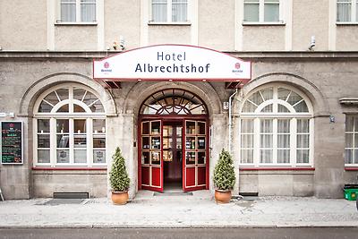 Seminarhotels und Firmenweihnachtsfest in Berlin – hier sind zauberhafte Weihnachten garantiert! Weihnachtsspaziergang im Hotel Albrechtshof in Berlin