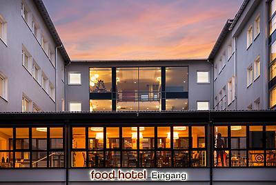 Seminarhotels und Rosengarten in Rheinland-Pfalz – Natur direkt vor der Haustüre! Wintergarten im food hotel Neuwied in Neuwied