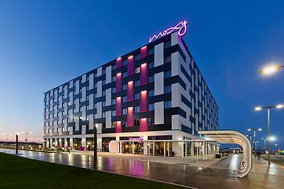 Seminarhotels und Silberstadt in Niederösterreich – im MOXY Vienna Airport in Wien Flughafen ist die Location das große Plus und sehr beliebt!