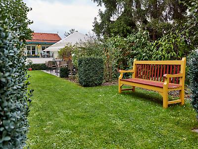 Seminarhotels und Gartenzugang  – Natur direkt vor der Haustüre! Schlossgarten im Hotel Linderhof in Erfurt