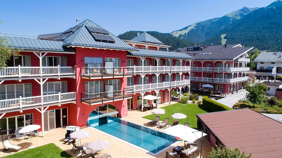 Hochzeitsschloss und Hotel Eden in Tirol