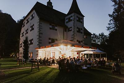 Seminarhotels und Weihnachtsfeier in Salzburg – hier sind zauberhafte Weihnachten garantiert! Weihnachtszauber im Schloss Prielau in Zell am See
