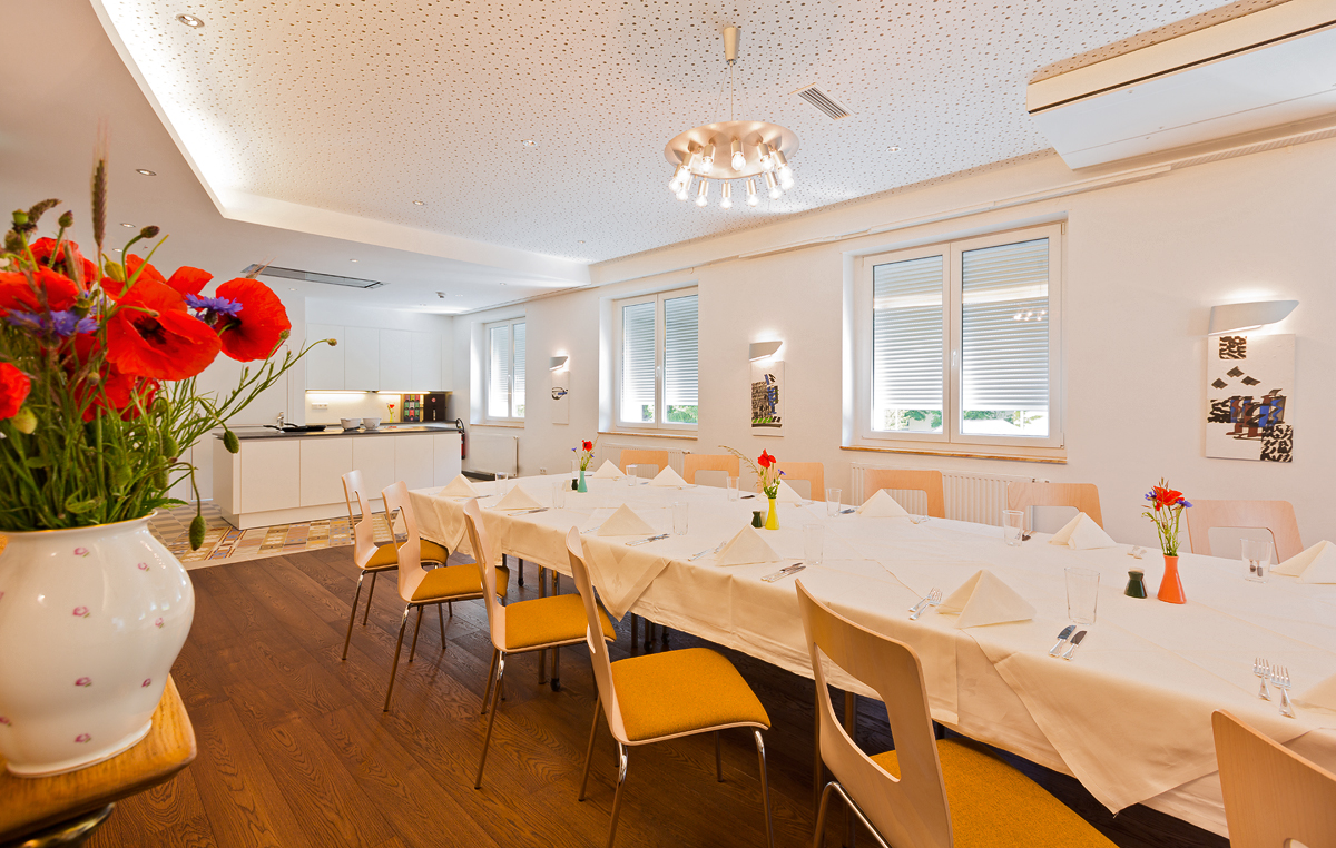 Seminarhotel Baden: Restaurantbereich im At the Park Hotel