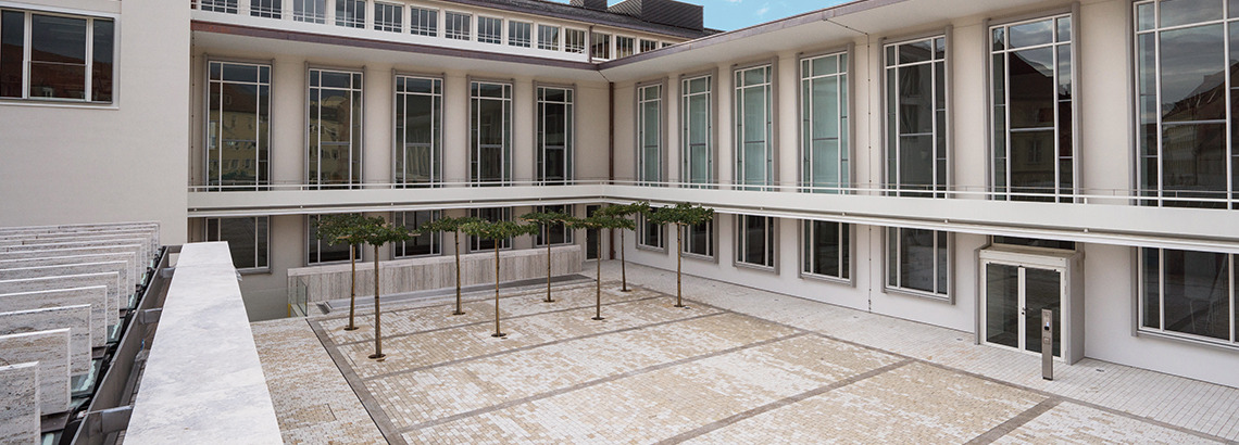 Das Burkardushaus-Das Burkardushaus