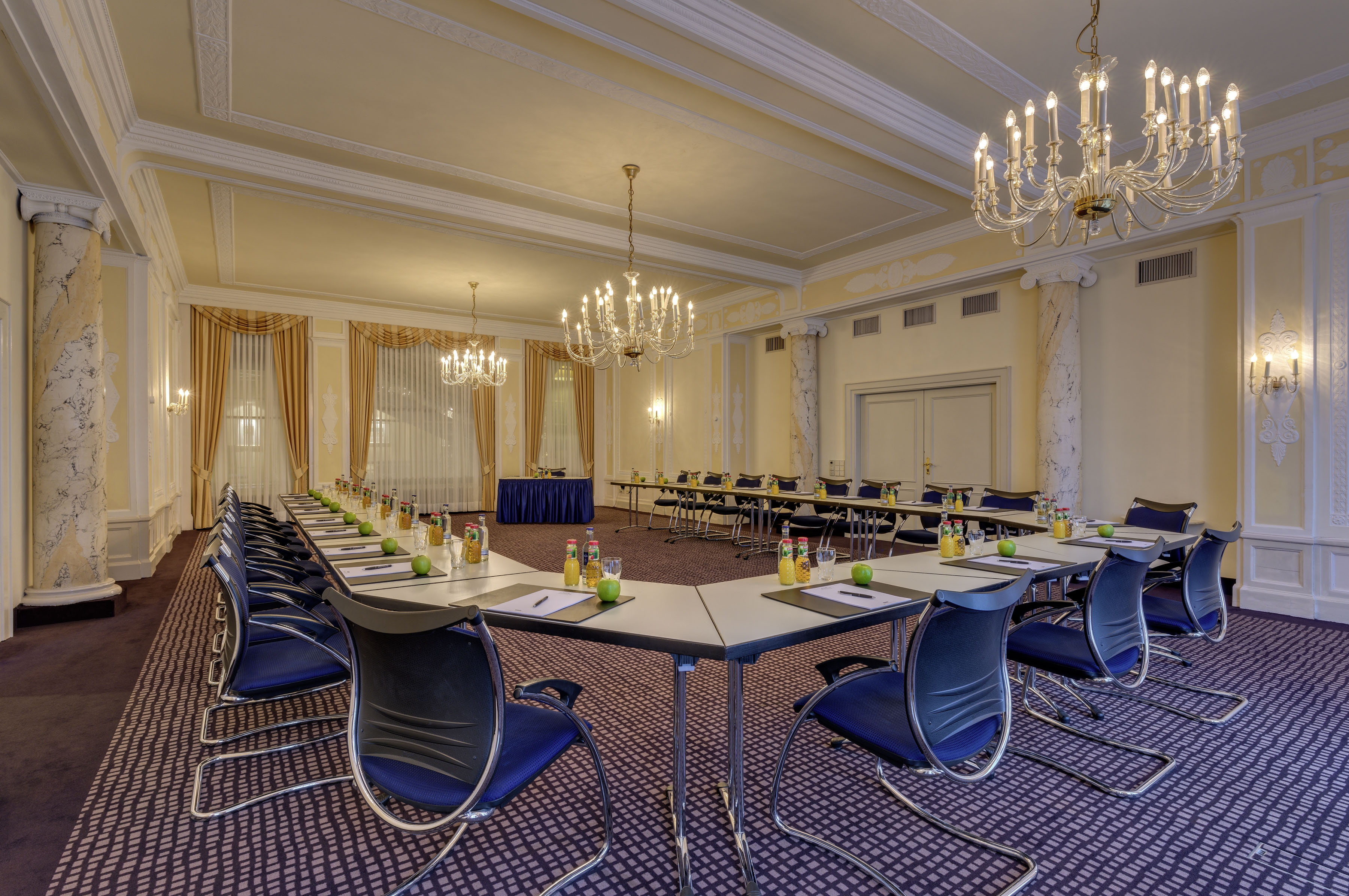 Hotel am Sophienpark-Salon Stephanie