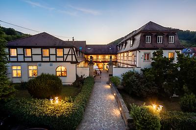 Seminarhotels und Organisationsteam in Baden-Württemberg – machen Sie Ihr Teamevent zum Erlebnis! Teamsitzung und Hotel Schloss Döttingen in Braunsbach