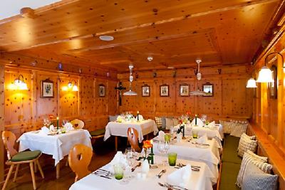 Seminarhotels und Weihnachtsabend in Tirol – hier sind zauberhafte Weihnachten garantiert! Weihnachtslied im Kaiserhof Kitzbühel in Kitzbühel