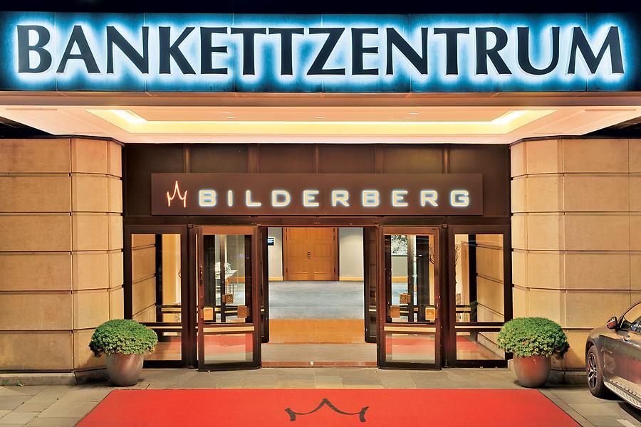 UBahnhof und Bilderberg Bellevue Hotel Dresden in Sachsen