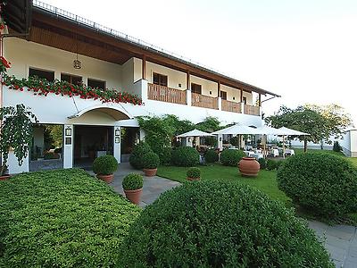Seminarhotels und Schlossgarten in Salzburg – Natur direkt vor der Haustüre! Blumengarten im Hotel Brandstätter in Salzburg