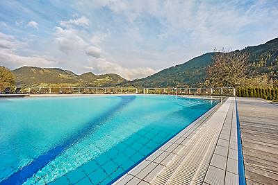 Seminarhotels und Wellnessbereich outdoor in der Steiermark ist aktuell und ein großes Thema im IMLAUER Hotel Schloss Pichlarn