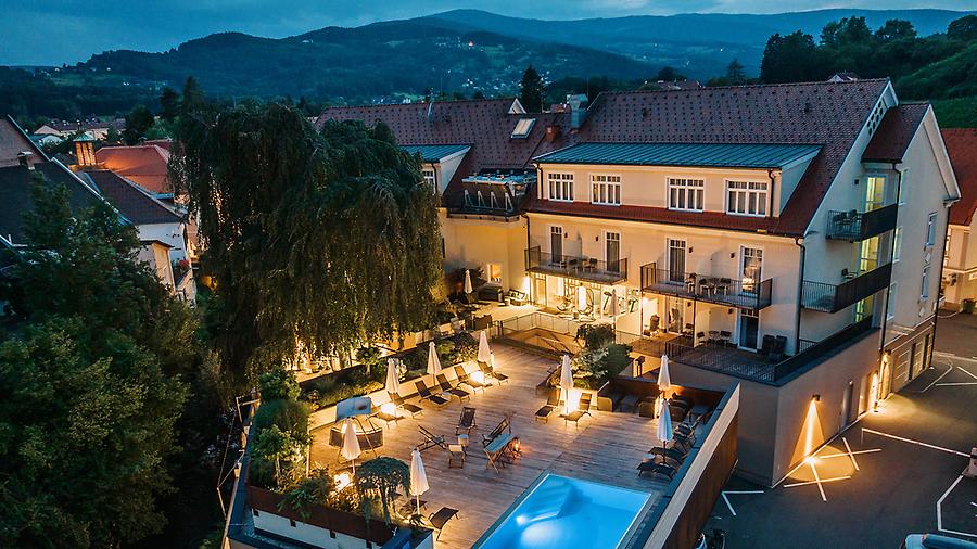 Hochzeitstorte und Hotel Stainzerhof in der Steiermark