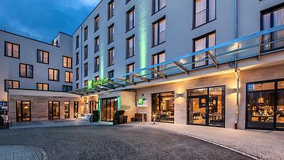 Seminarhotels und Bezirkshauptstadt in Bayern – im Holiday Inn Munich East in München ist die Location das große Plus und sehr populär!